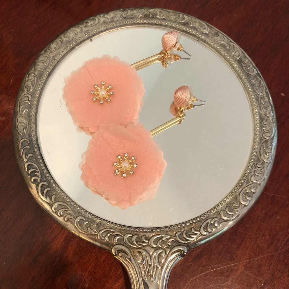 Flower Earrings - Picture 3 of 3